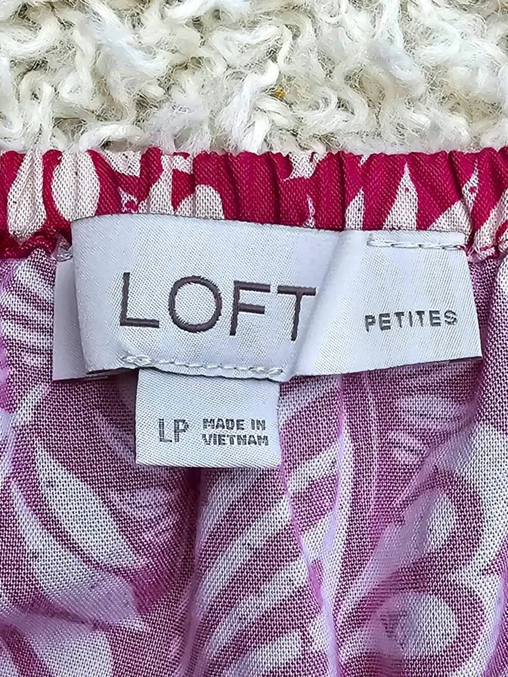 LOFT Brand Petite Palm Bubble Sleeve Square Neck Blouse Magenta/Multi Size LP